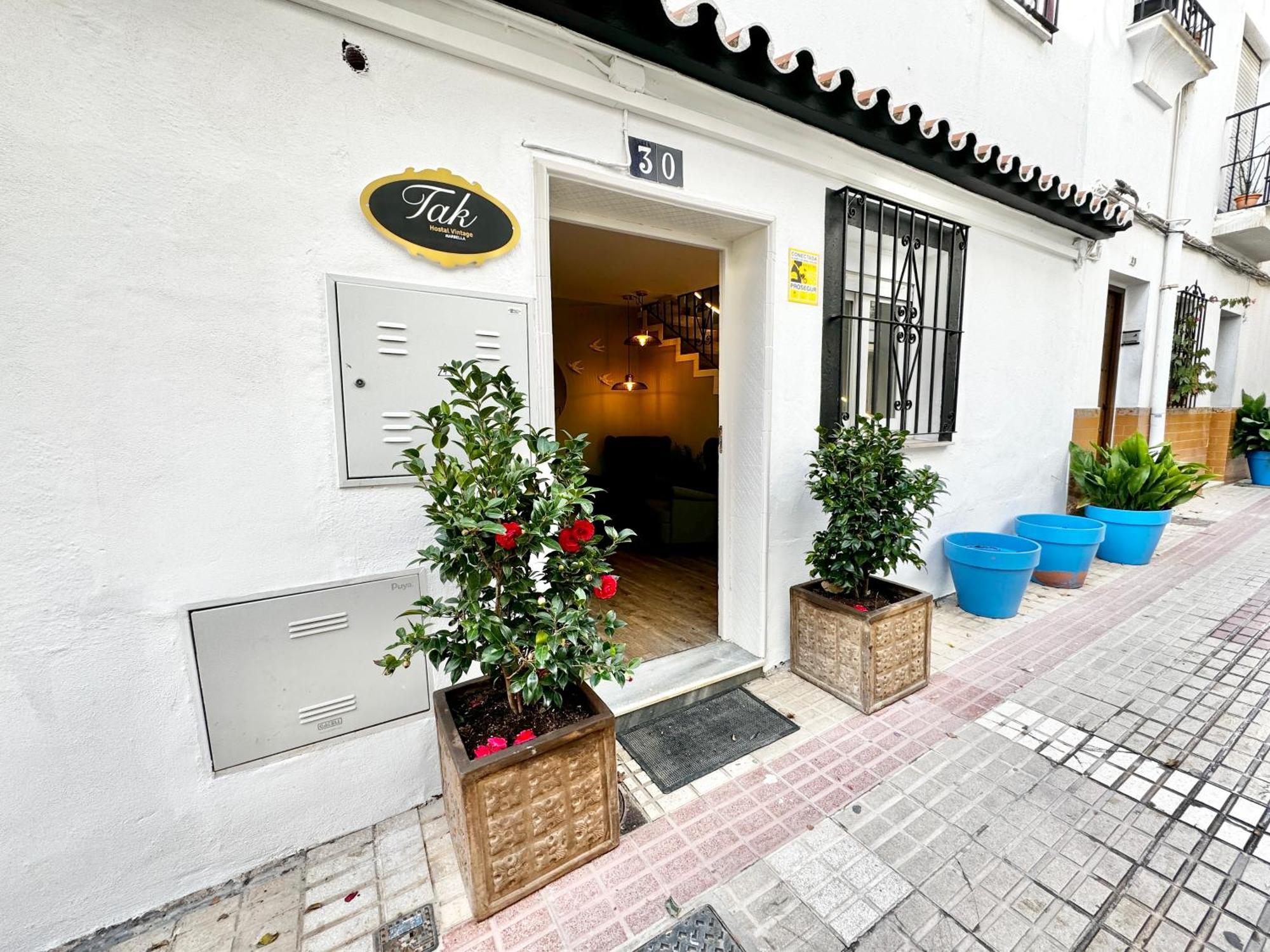Tak Boutique Old Town Guest house